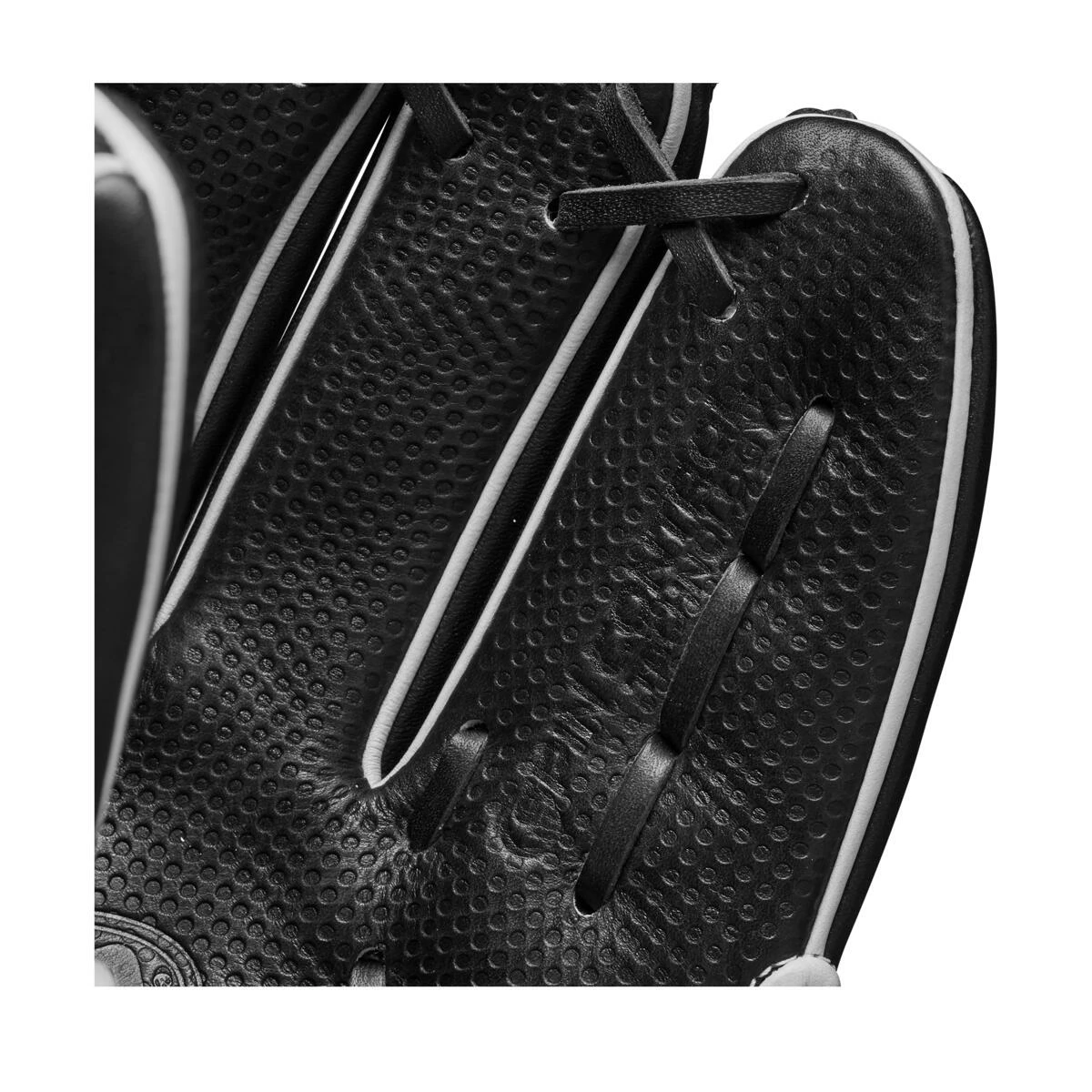 2023 Wilson A2000 1786 Spin Control 11.5" Infield Baseball Glove: WBW100985115 - Image 10